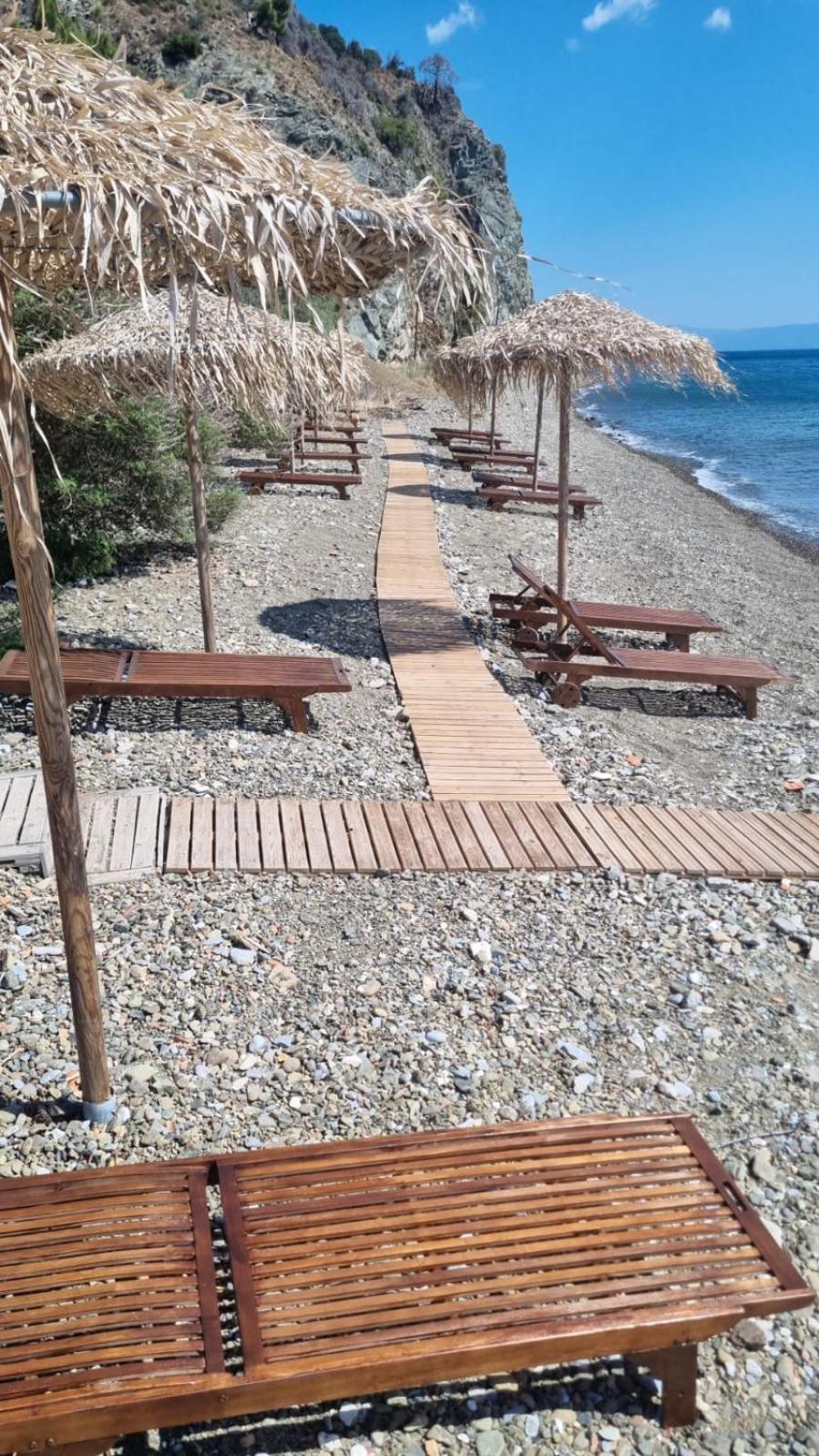 Отель Kaminos Evia Limni  Экстерьер фото