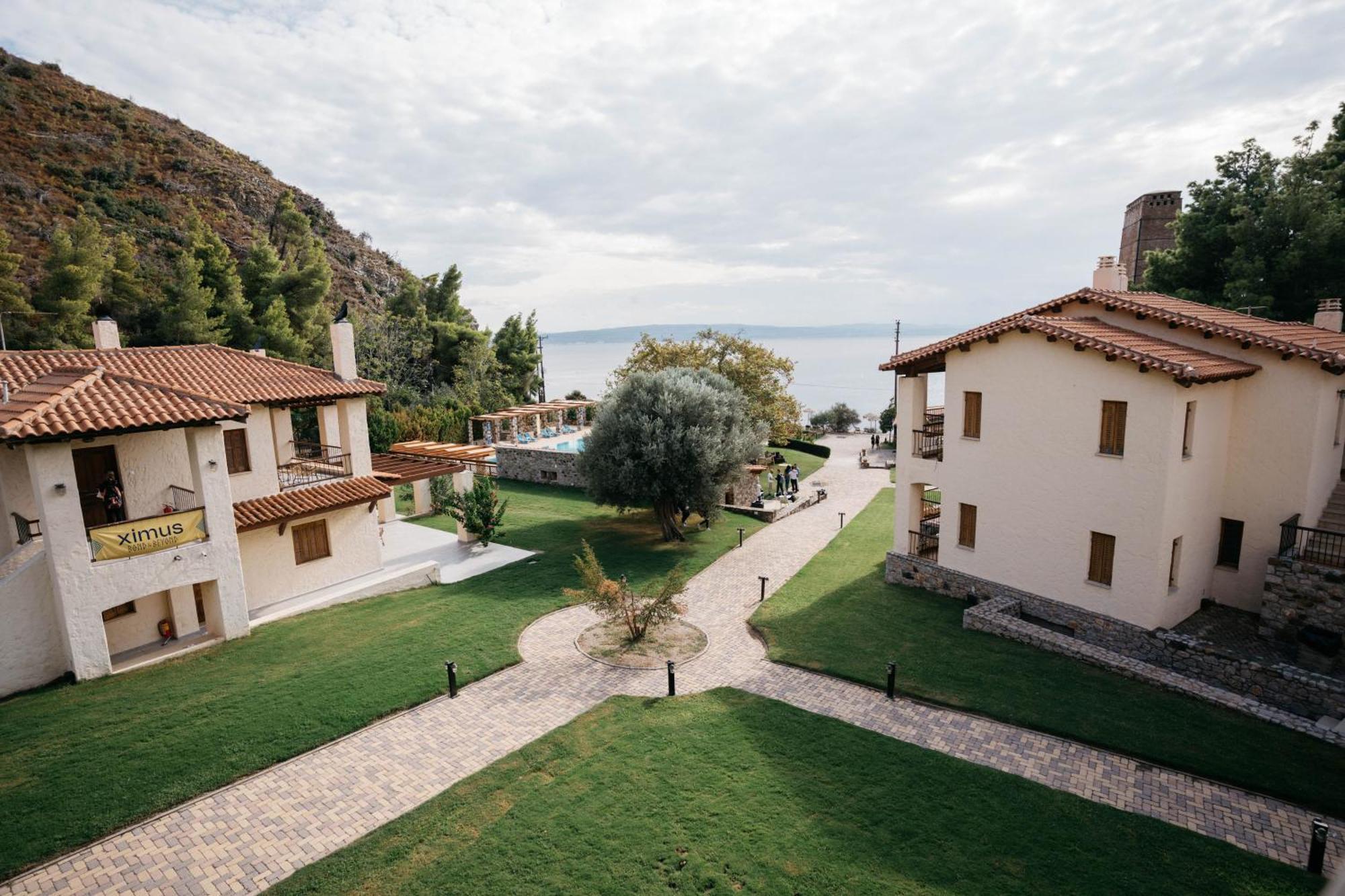 Отель Kaminos Evia Limni  Экстерьер фото
