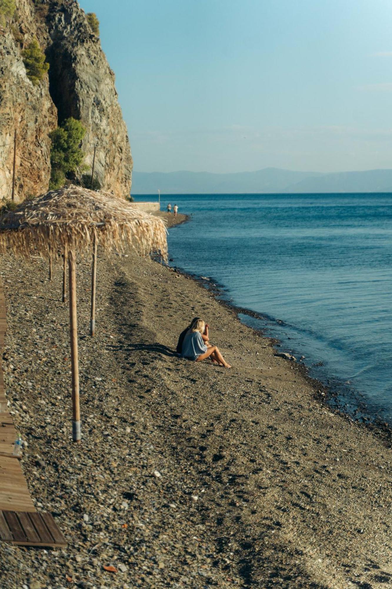 Отель Kaminos Evia Limni  Экстерьер фото